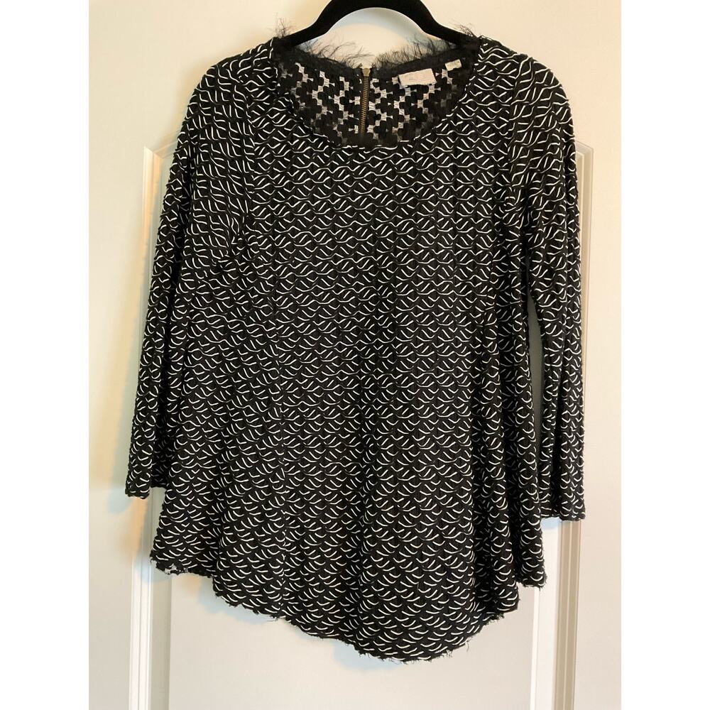 Anthropologie Postmark Womans Top Textured Black White Size Small Eyelash Collar